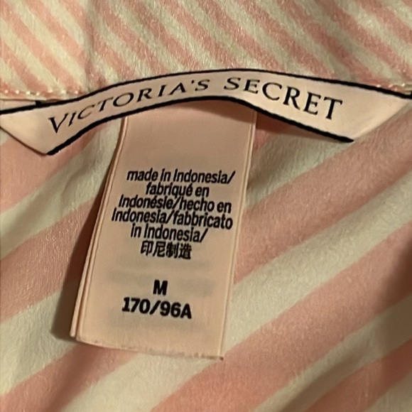 VS ICONIC PRINT SATIN PJ SHORTS SET - Picture 7 of 7